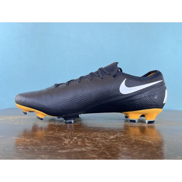 Nike Mercurial Vapor 13 Elite Tech Craft FG Cleats Men's Size 11.5 CJ6320-017 - Picture 3 of 12